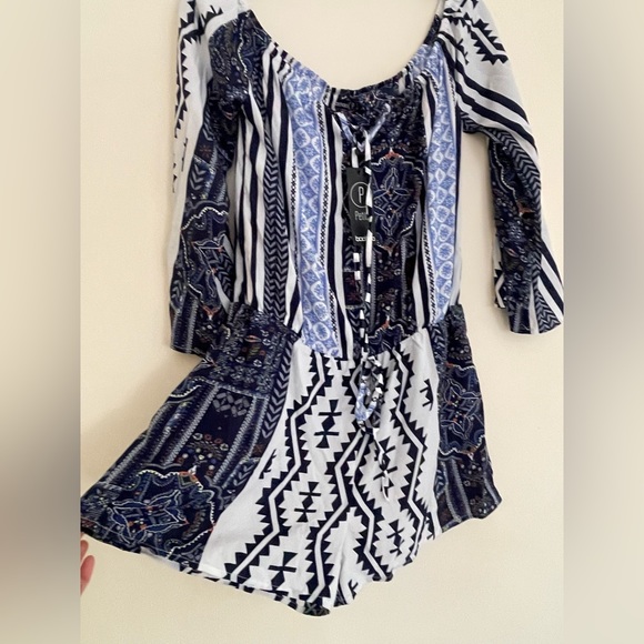 Boohoo Mix Patterned Abstract Off Shoulder Romper Playsuit Blue - Picture 2 of 10